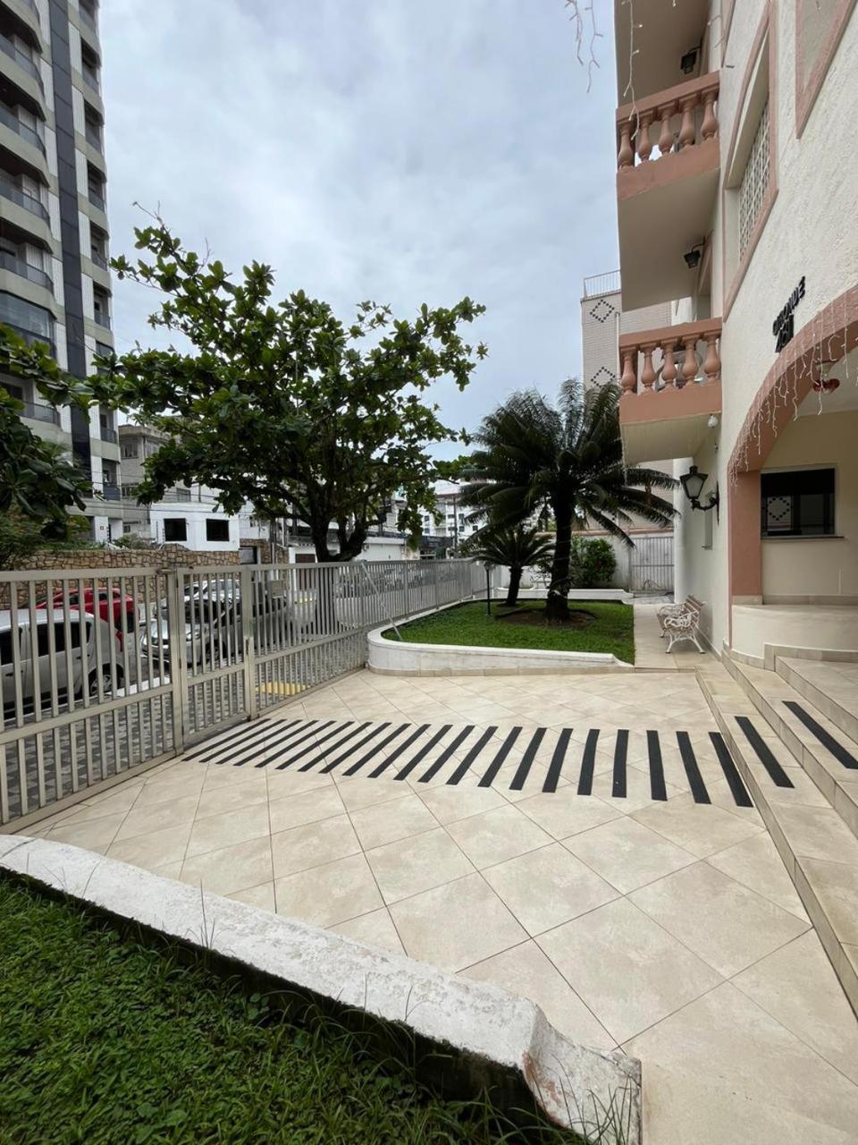 Guaru 17 Apartamento Na Praia Da Enseada Guaruja Bagian luar foto